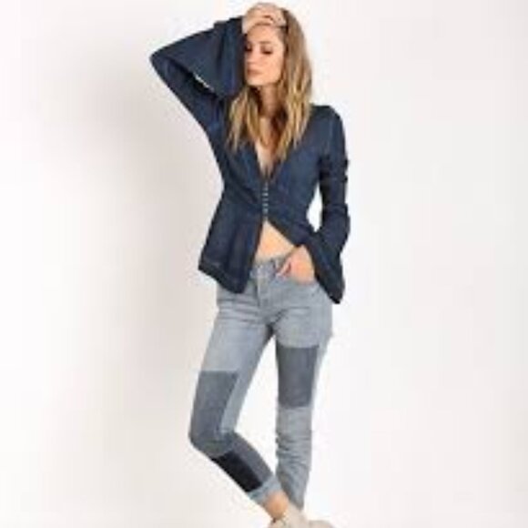 Free People Blouse Bell Sleeve Deep V Size Large Boho - Picture 2 of 9